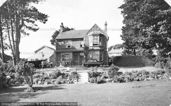 Photo of Benllech Bay, Garreg Lwyd Hotel c.1960