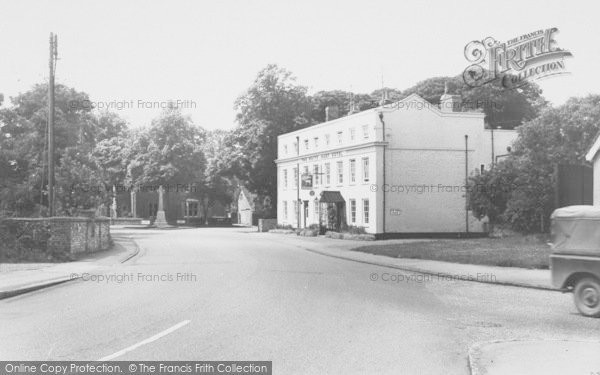 Photo of Benson, The White Hart And Memorial c.1965