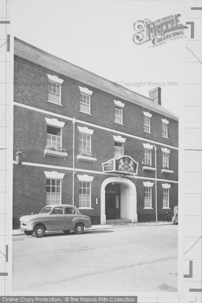 Photo of Berkeley, Berkeley Arms Hotel c.1955