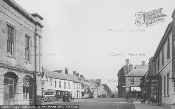 Photo of Berkeley, The Town Centre c.1955