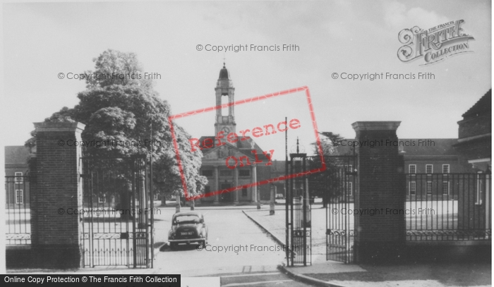 Photo of Berkhamsted, Ashlyns School c.1960