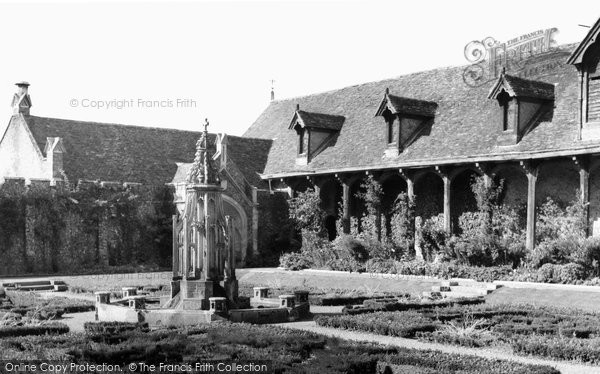 Photo of Berkhamsted, Monk's Garden, Ashridge College c.1960