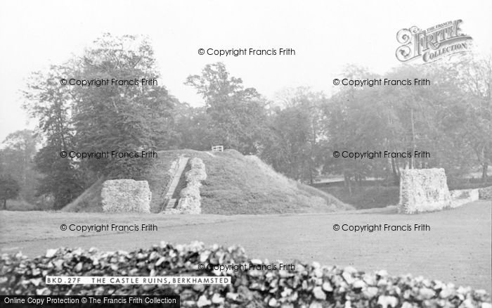 Photo of Berkhamsted, The Castle Ruins c.1955