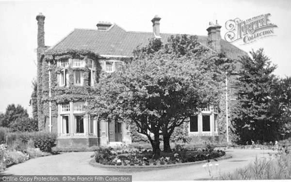 Photo of Berrow, St Christopher's School c.1955