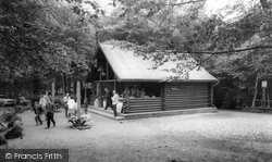 Log Cabin, Yat Rock c.1965, Berry Hill
