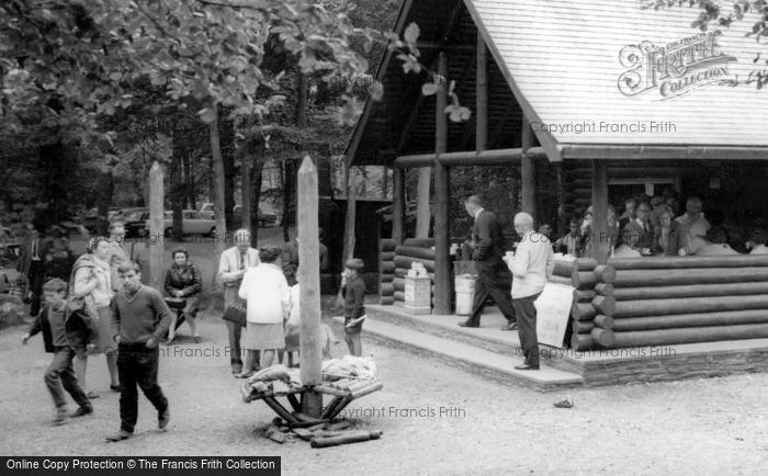 Photo of Berry Hill, Log Cabin, Yat Rock c.1965