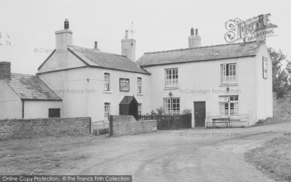 Photo of Berry Hill, The Globe Inn c.1965