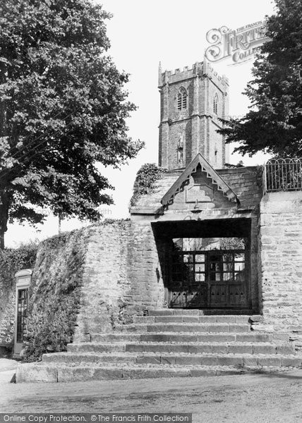 Photo of Berrynarbor, St Peter's Church 1940