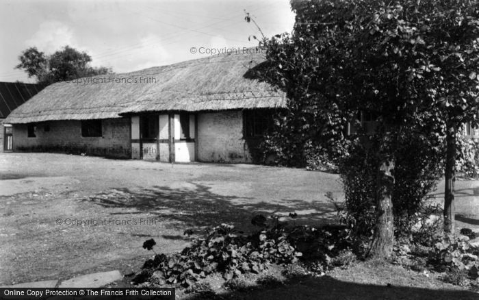 Photo of Berwick, Drusillas Barn c.1955