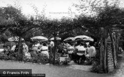 The Old English Tea Garden c.1965, Berwick