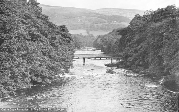 Photo of Berwyn, Chain Bridge c.1930