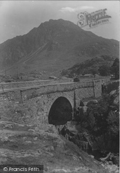 Mount Tryfaen, Nant Ffrancon Pass 1933, Bethesda