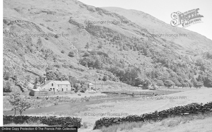 Photo of Betws Garmon, The Village 1952