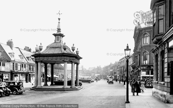 Photo of Beverley, Market Place 1934
