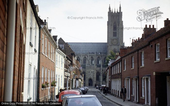 Photo of Beverley, Minster, South From Highgate c.1995