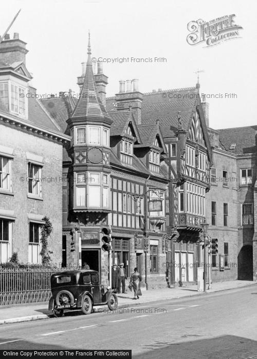 Photo of Beverley, North Bar 1934