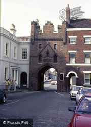 North Bar Within 1989, Beverley