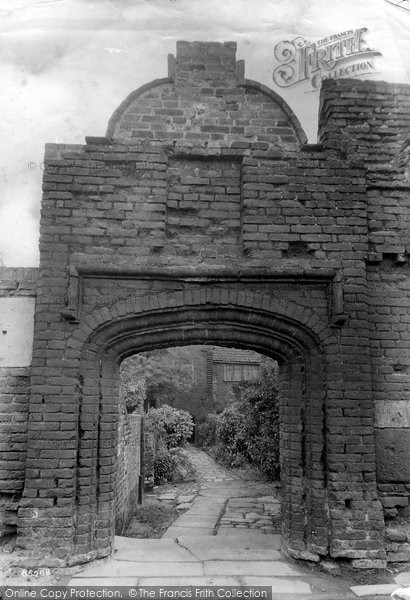 Photo of Beverley, The Friary Gateway 1913