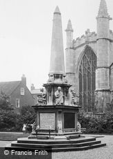 Beverley, the War Memorial 1927