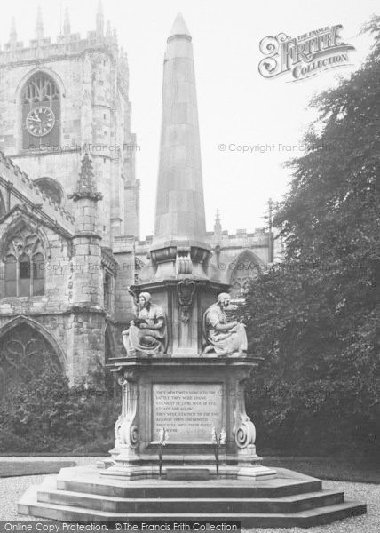 Photo of Beverley, The War Memorial 1927