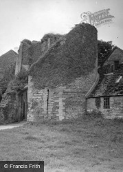 Castle 1951, Beverston