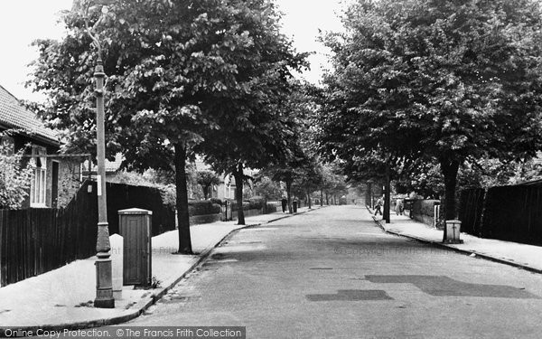Photo of Bexleyheath, Dorcis Avenue c.1950