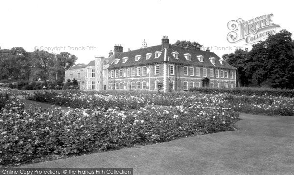 Photo of Bexleyheath, Hall Place c.1960