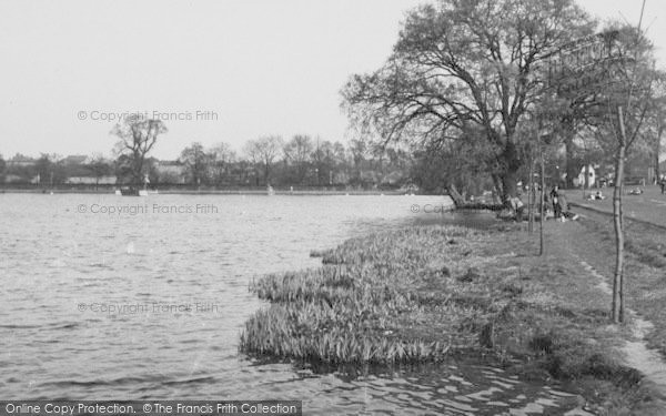 Photo of Bexleyheath, The Lake, Danson Park C 1955