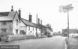 The Main Road c.1960, Beyton