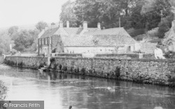 The River Coln And Swan Hotel c.1965, Bibury