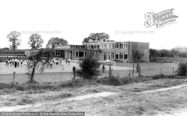 Photo of Bicester, Brookside Primary School c.1960