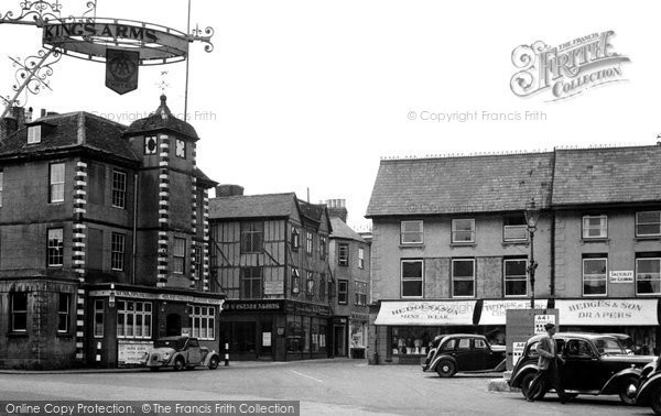 Photo of Bicester, Old Houses, Market Hill c.1950