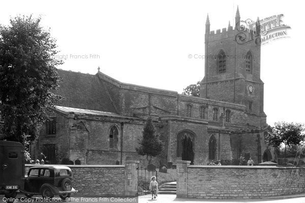 Photo of Bicester, St Edburg's Church c.1955