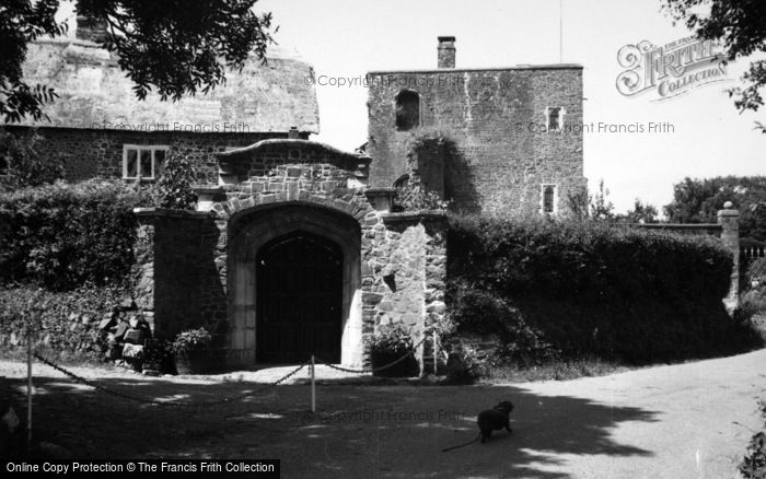 Photo of Bickleigh, Bickleigh Court Gateway 1959