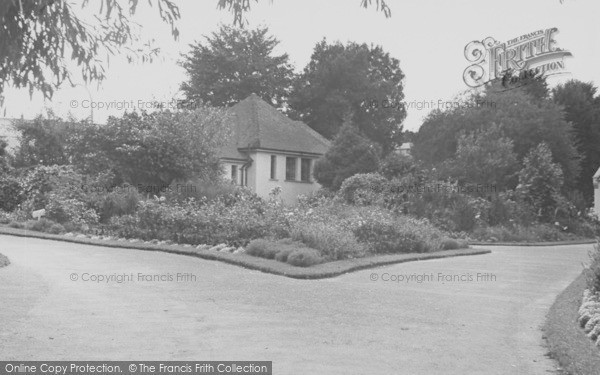Photo of Bideford, Victoria Park c.1955