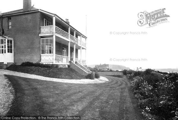 Photo of Bigbury On Sea, Korniloff Hotel 1931