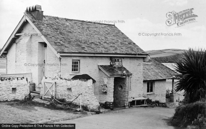 Photo of Bigbury On Sea, Pilchard Inn, Burgh Island c.1952