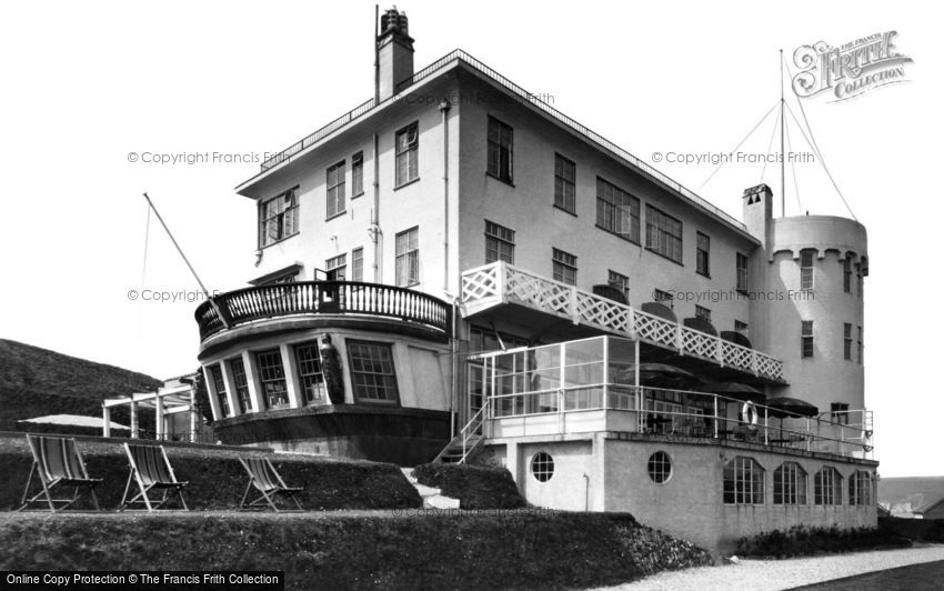 Bigbury-on-Sea, the Terrace, Burgh Island Hotel c1933