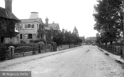 Station Road 1923, Billingshurst