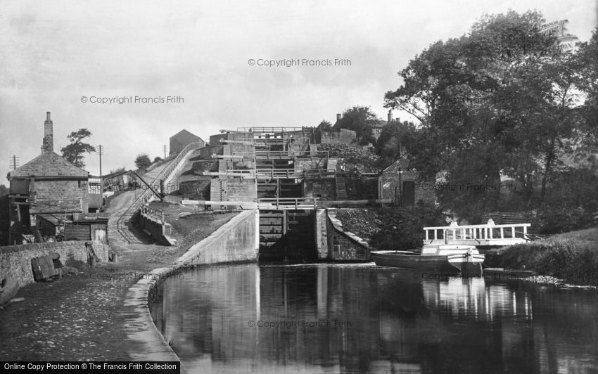Bingley, Five Rise Locks, the Leeds & Liverpool Canal 1894