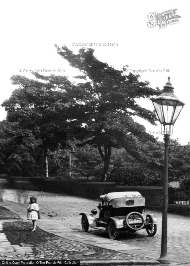 Bingley, Motor Car 1923