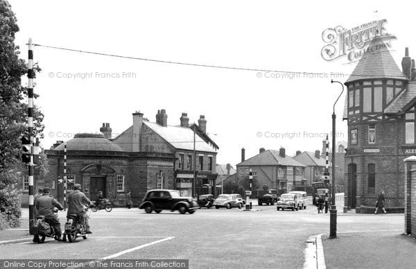 Photo of Birkenhead, Crossroads And Halfway House Hotel 1954