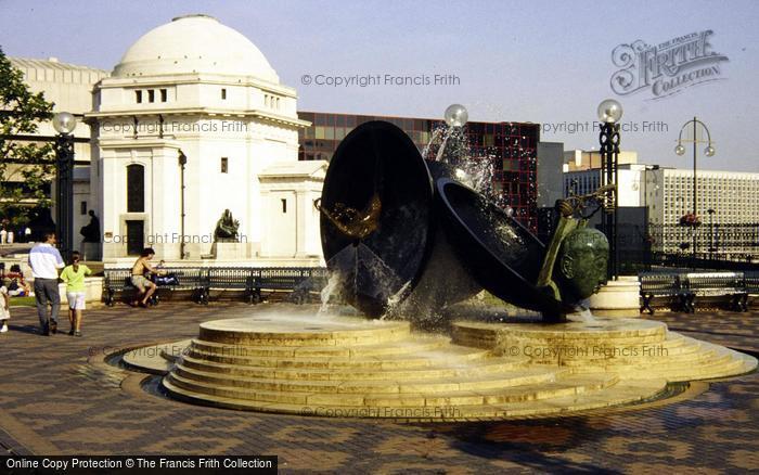 Photo of Birmingham, Spirit Of Enterprise Fountain And Hall Of Memory 1991