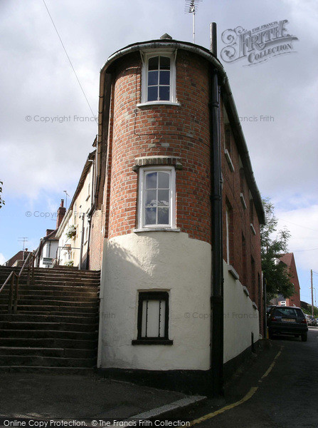 Photo of Bishop's Stortford, Basbow Lane, The Narrowest House 2004