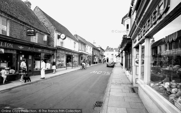 Photo of Bishop's Waltham, High Street c.1960