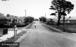 Stoke Park Road c.1960, Bishopstoke