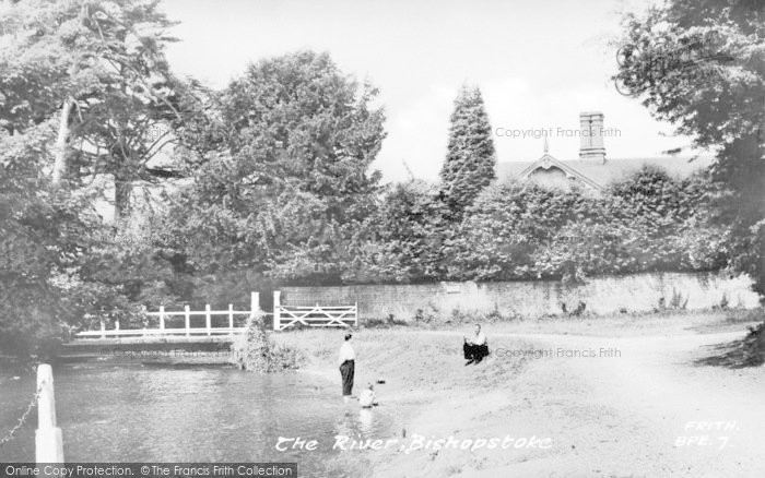 Photo of Bishopstoke, The River c.1955