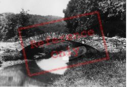 The Roman Bridge c.1960, Black Pill