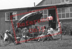 Royhill Holiday Centre c.1955, Blackboys