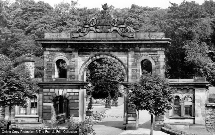 Photo of Blackburn, Corporation Park Entrance c.1950